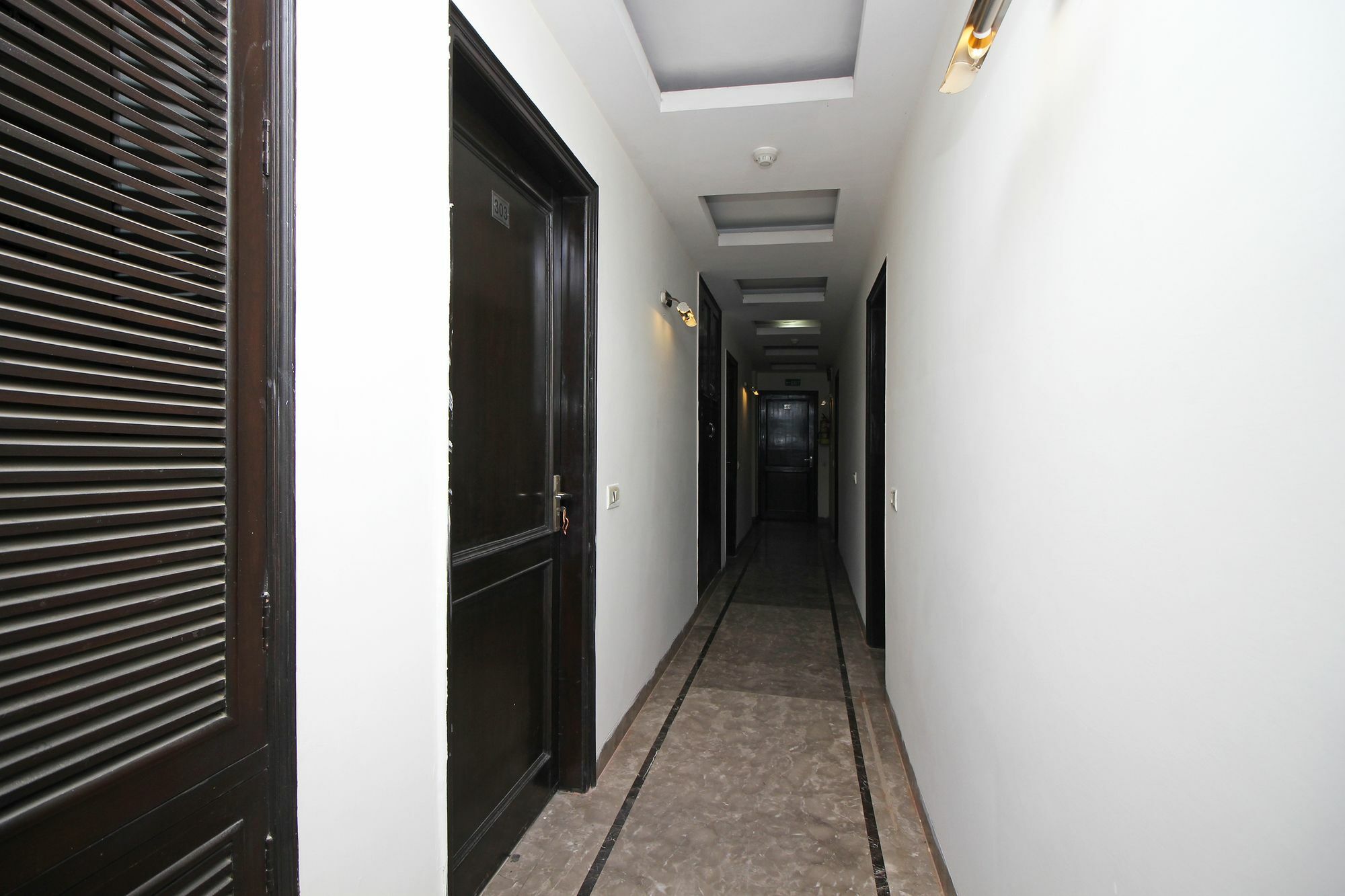 Oyo 9030 Hotel Delhi Airport Plaza Neu-Delhi Exterior foto
